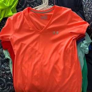 Under armour semi fitted shirt